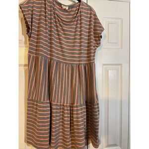 BIBI Tiered‎ Mini Swing T-Shirt Dress Size S runs big Pink & Gray